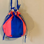 Load image into Gallery viewer, Beute(l) - Tasche Blau/Rot
