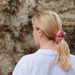 Load image into Gallery viewer, Scrunchie Rosa

